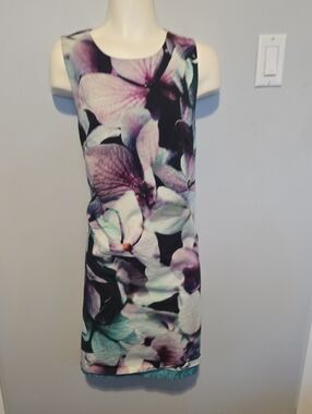 Floral Sleeveless Sheath Dress in Lavender, Mint and Black